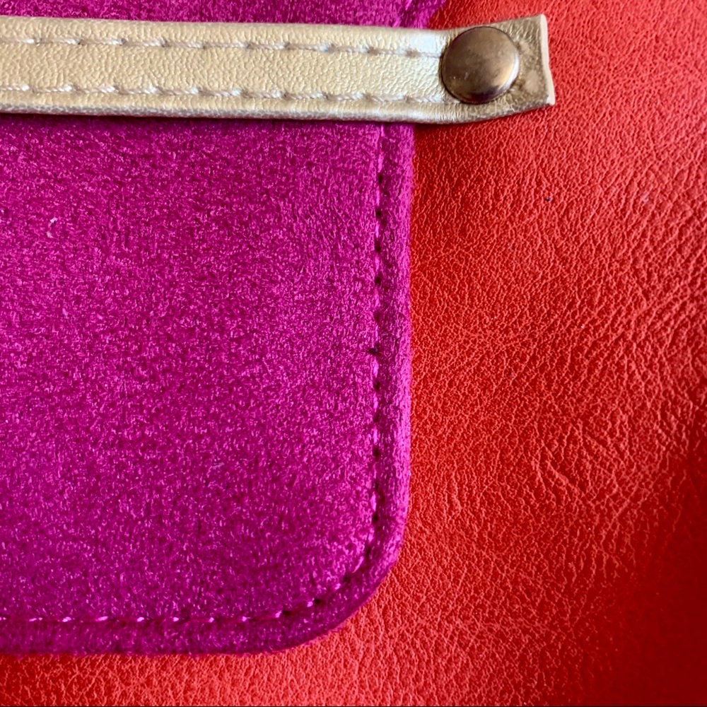 Cute orange and pink purse - Picture 7 of 7